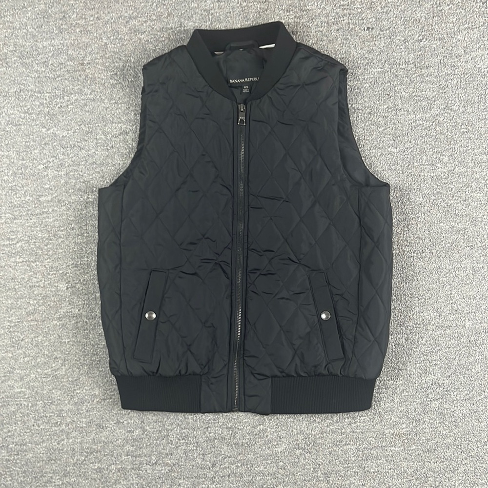 BANANA REPUBLIC Womens Black Quilted Vest. Size XS.